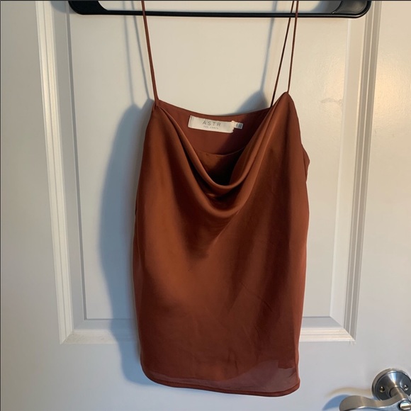 ASTR the label satin cowl tank top camisole blouse - Picture 3 of 3